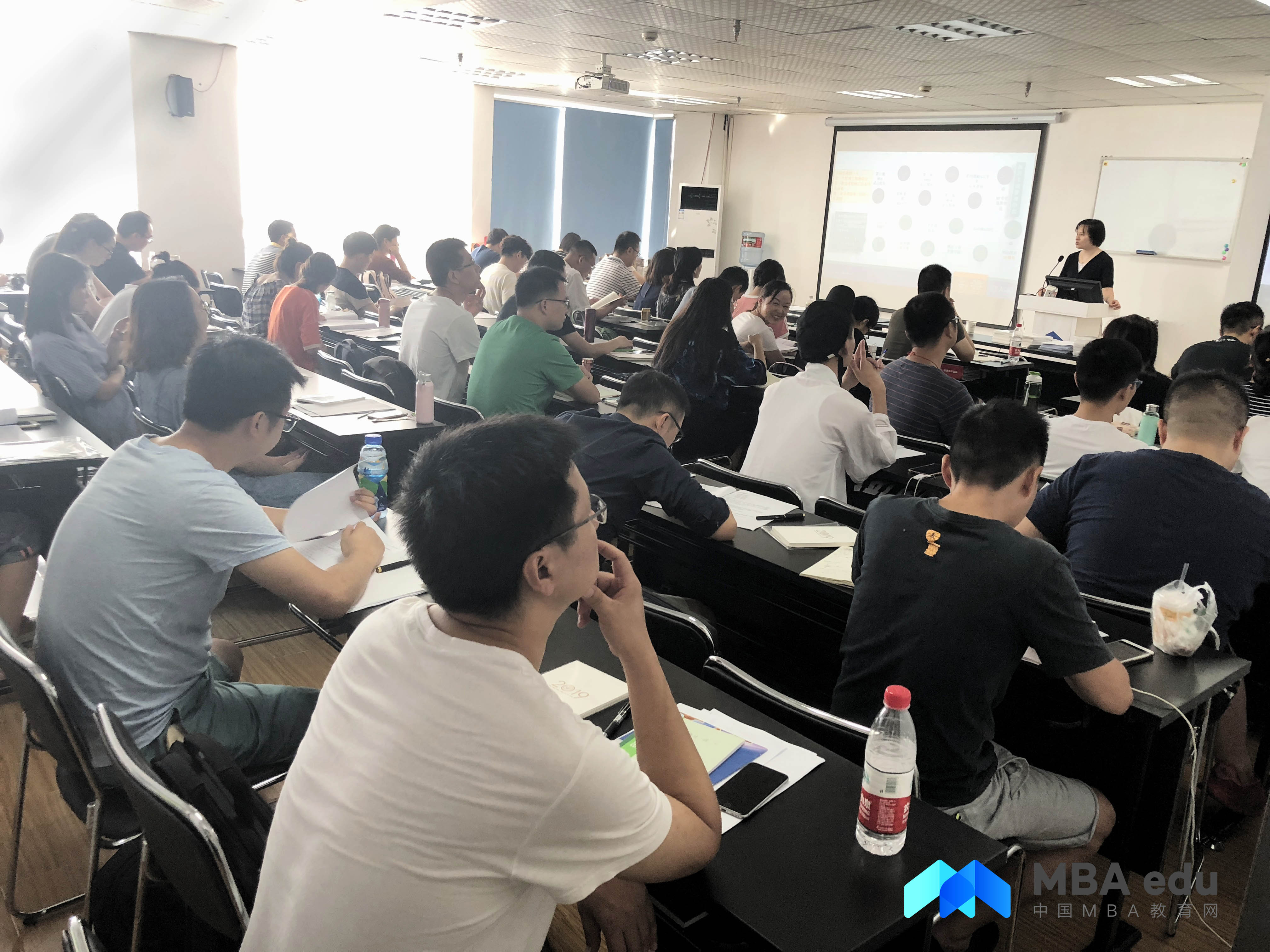 多項目運作、差異化培養(yǎng)——2019東華大學(xué)MBA／MPAcc項目全國巡展成都站成功舉辦