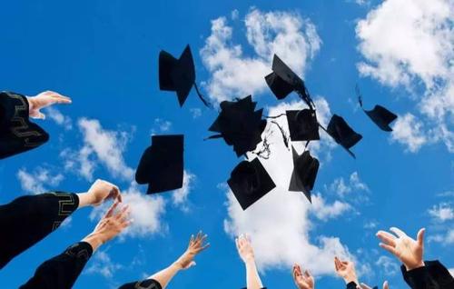 國(guó)務(wù)院常務(wù)會(huì)議：擴(kuò)大今年碩士研究生招生和專升本規(guī)模