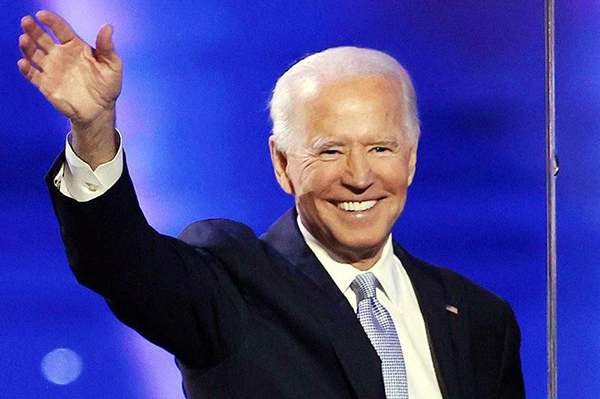 城大中文EMBA|奧巴馬新書大爆料：“癡呆”拜登？不不不，是社交達(dá)人