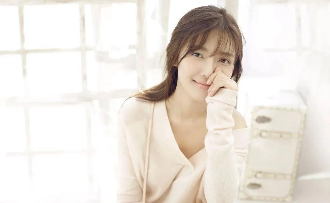 城大中文EMBA 演員、作家、企業(yè)家、投資人，斜杠青年馮惠媛的故事人生