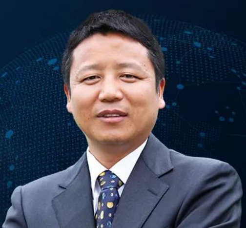 首都經濟貿易大學工商管理學院院長柳學信為中國MBA教育30周年致賀詞