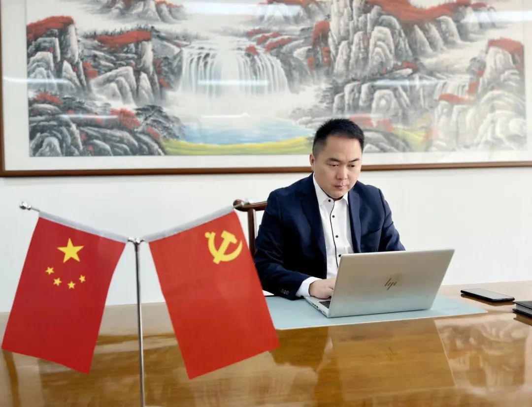 E啟?致未來丨江蘇省“雙創(chuàng)人才”、宿遷市領(lǐng)軍人才徐偉：酌水知源，詮釋企業(yè)家風(fēng)范——中山大學(xué)管理學(xué)院EMBA二十周年校友系列專訪