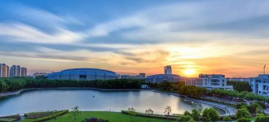 2月21日可查分！我們?cè)谏辖?jīng)貿(mào)大MBA等你！