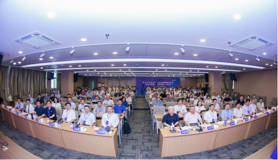 湖南工業(yè)大學(xué) 王歡芳院長(zhǎng)帶隊(duì)參加教育部市場(chǎng)營(yíng)銷專業(yè)虛擬教研室年會(huì)暨商學(xué)院院長(zhǎng)高峰論壇