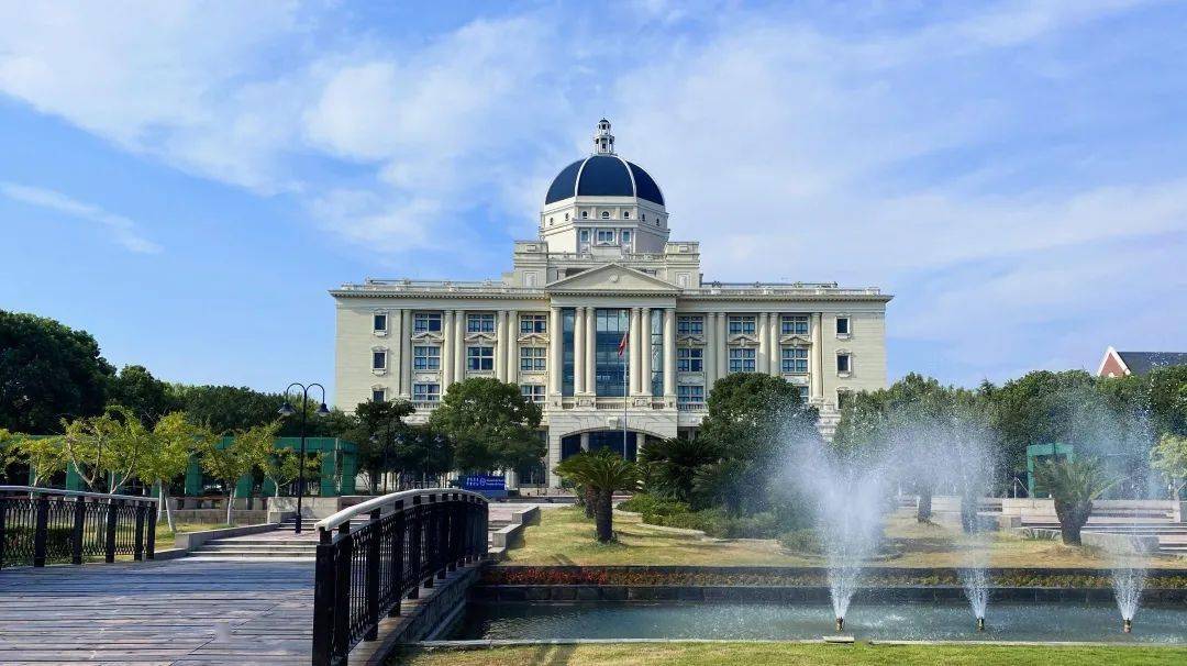 2024級上海外國語大學(xué)MBA項目（預(yù)）復(fù)試網(wǎng)申開放中