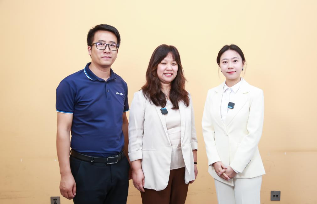 銳意進(jìn)取，兼收并蓄，培育融通中外、一專多能新商才——專訪北京語言大學(xué)商學(xué)院院長宋曉玲教授