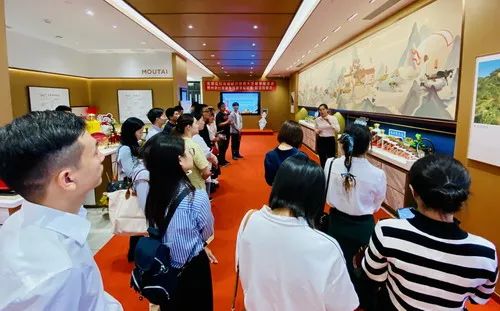 首都經(jīng)濟貿(mào)易大學(xué)MBA移動課堂第三十五期——訪問北京歐亞凱盛貿(mào)易有限公司