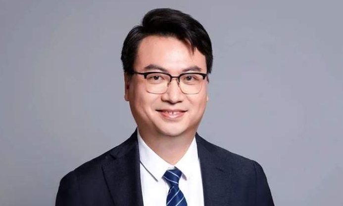 浙大MBA丨回應(yīng)國家產(chǎn)業(yè)需求，王小毅教授談商學(xué)院如何引領(lǐng)第三次蝶變？