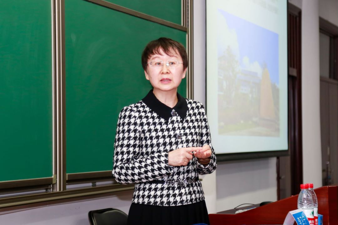 首經(jīng)貿(mào)工商管理學(xué)院MBA金臺論壇（第105期）——鄉(xiāng)村振興機遇分析