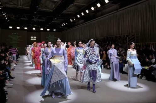 東華大學(xué)時尚MBA，一起探索時尚與管理的前沿高地！