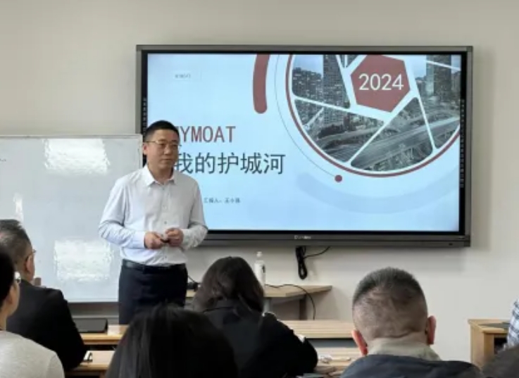 山西醋行業(yè)兩位中華老字號(hào)企業(yè)高管走進(jìn)山西財(cái)經(jīng)大學(xué)工商管理學(xué)院MBA《營銷管理》課堂