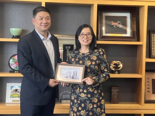 切磋琢磨探教法，博采眾長汲精華——中國科大管理學(xué)院MBA中心赴上海三所高校調(diào)研