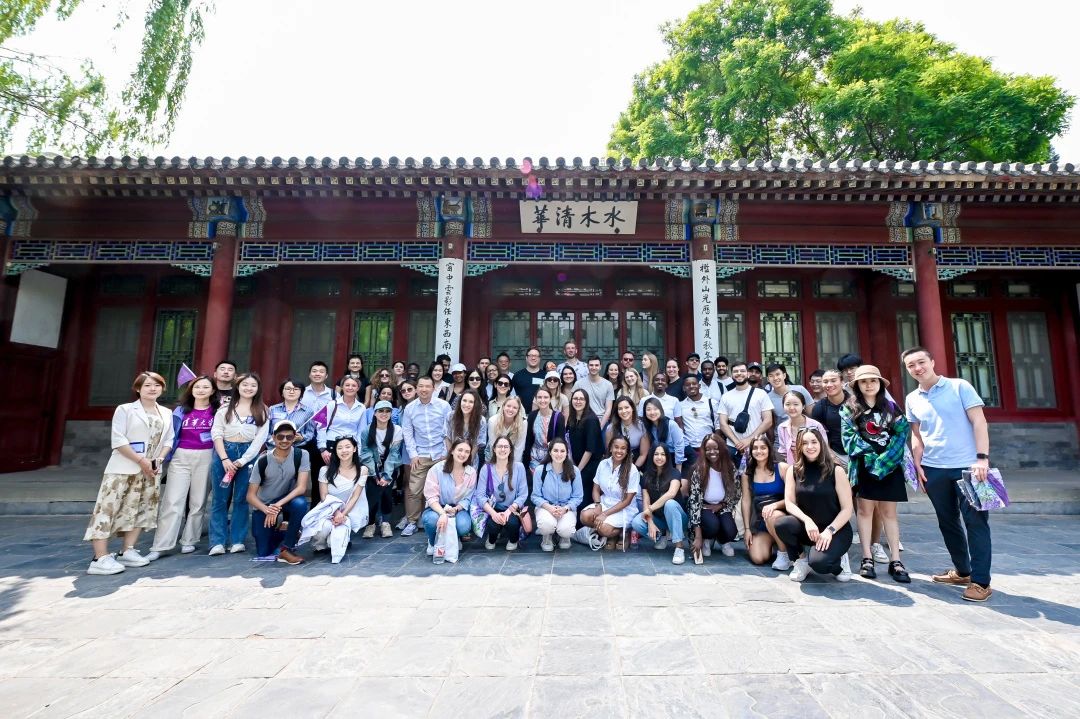 百余名哈佛學(xué)生走進(jìn)清華與師生交流