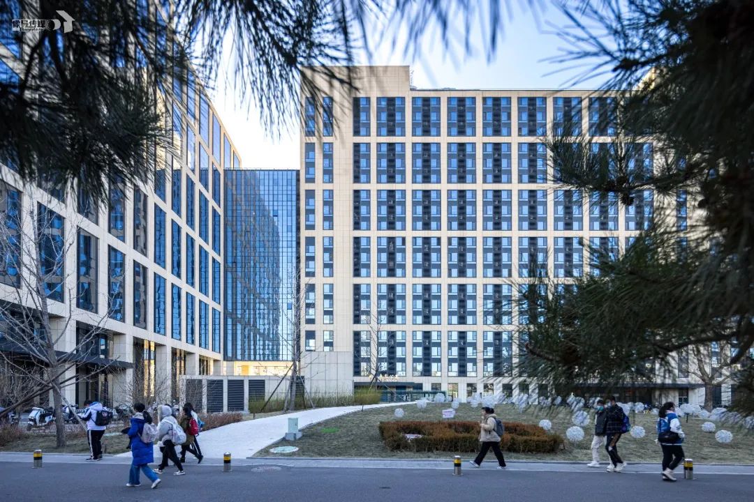 2025年人大商學(xué)院EMBA項(xiàng)目報(bào)考指南