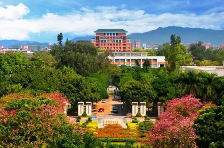 重磅 | 培養(yǎng)卓越管理者，賦能新質(zhì)生產(chǎn)力發(fā)展——華南理工大學(xué)高級管理人員工商管理全課程項目招生簡章全新發(fā)布！