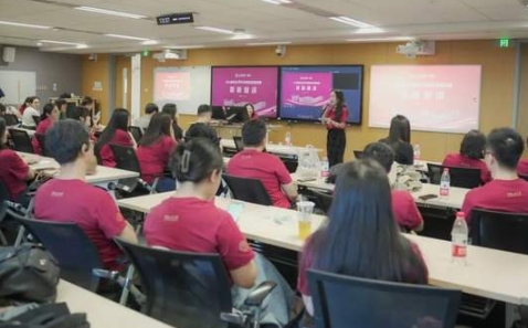 博觀發(fā)軔 鏈接未來(lái)的力量 | 商學(xué)院MBA聯(lián)合會(huì)/社團(tuán)/俱樂(lè)部2024招新大會(huì)舉辦