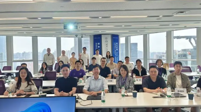 清華MBA“產(chǎn)業(yè)實踐前沿”上海行：深度探索期貨與衍生品市場，助力實體經(jīng)濟發(fā)展