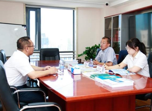 熱烈歡迎大慶師范學(xué)院教師教育學(xué)院黨總支副書記房業(yè)勇老師訪問社科賽斯！