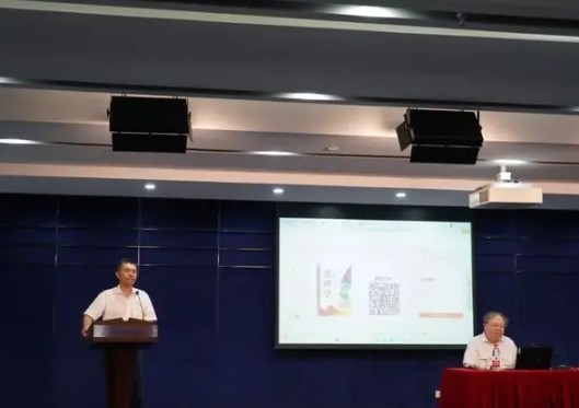 管理之道：引領(lǐng)未來，創(chuàng)新管理 | 第53期上海對外經(jīng)貿(mào)大學(xué)MBA名家大講堂順利舉辦