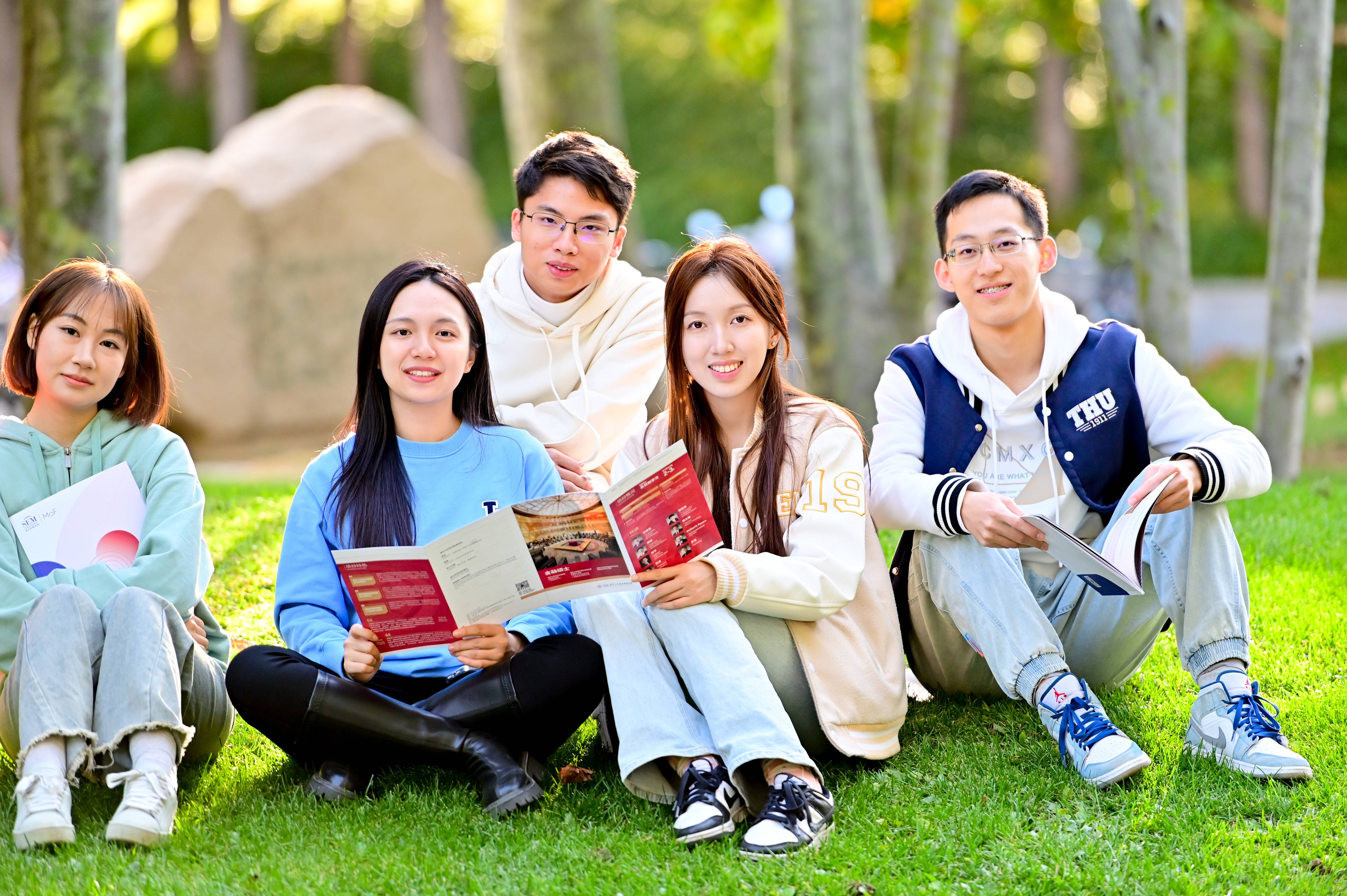 清華經(jīng)管學(xué)院金融碩士：如何破譯AI時代全球金融風(fēng)云變幻的密碼？