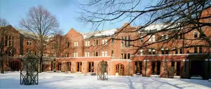 東華大學(xué)－綜合MBA項目（非全日制）