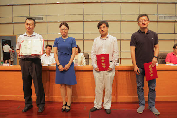 1505102469464121.jpg 3優(yōu)秀導(dǎo)師.jpg