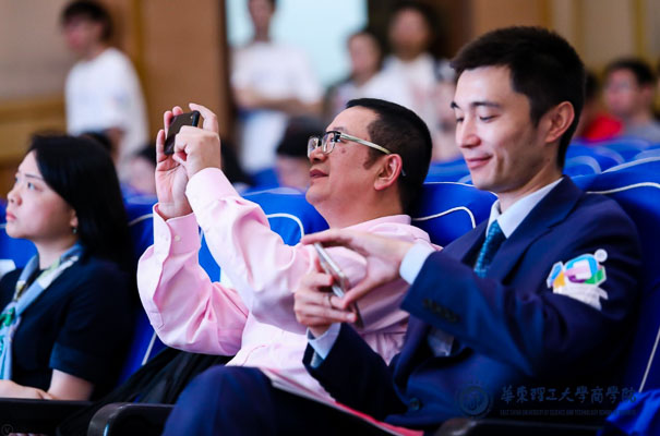 1535249583956246.jpg MBA.edu (20 - 21).jpg