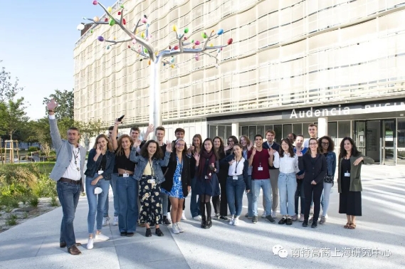 1704363969632549.png 55.png